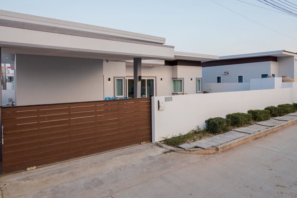 Хуахин: White Rose Pool Villa Hun Hin