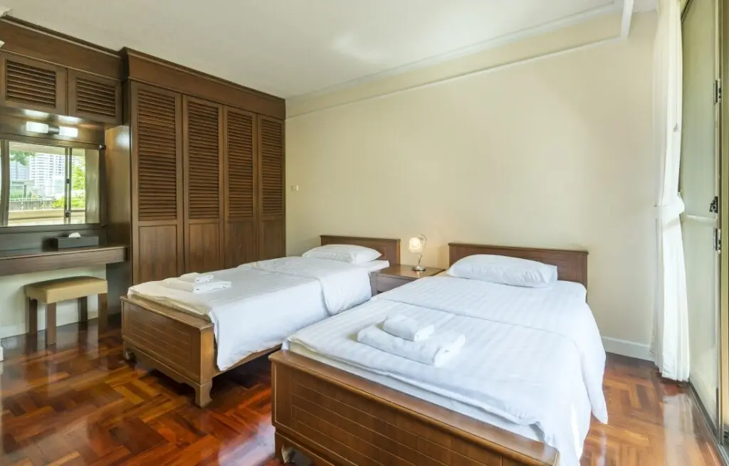 Бангкок: Bangkok Shortstay 2 to 3 BR Sukhumvit