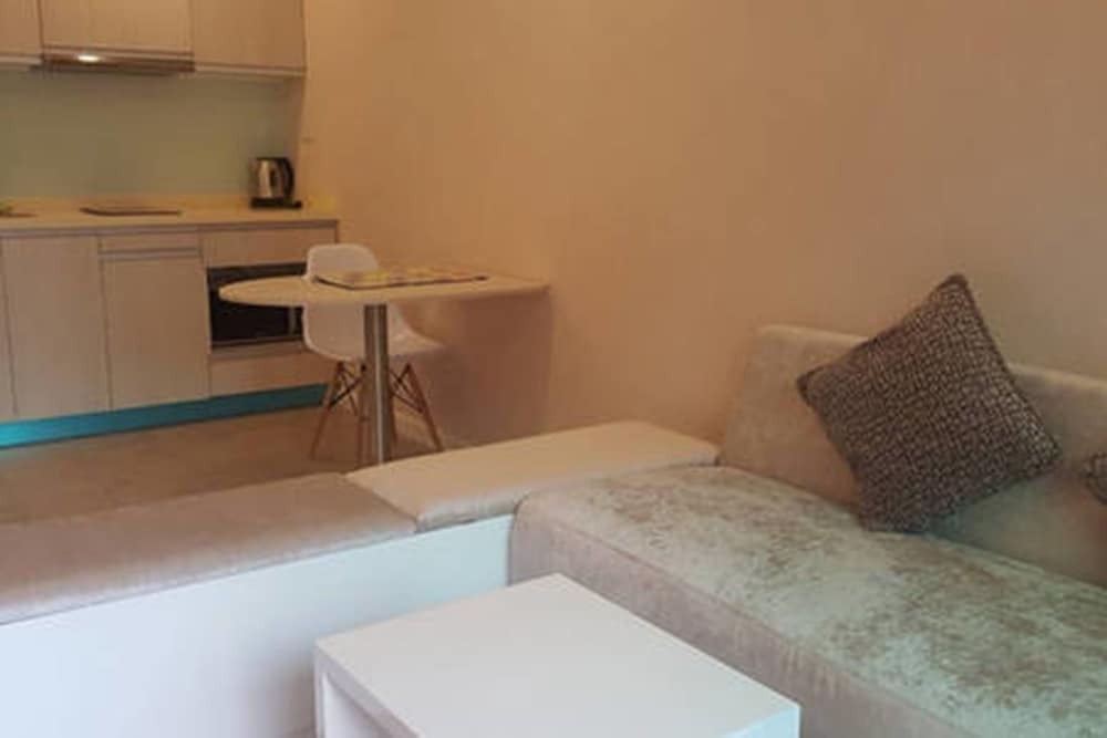 Паттайя: 1BR Pool View Seven Seas Jomtien