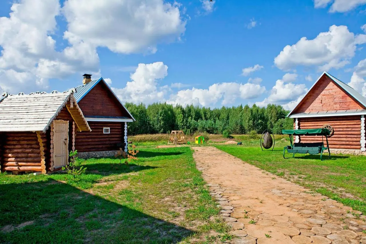 Ересино: Усадьба Родное