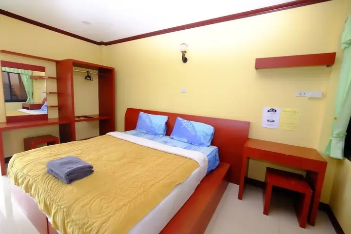 Сакон Накхон: Kanjana Hotel