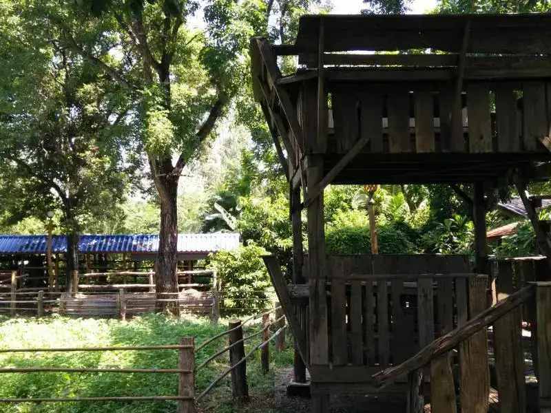 Пан Фу Кам: Pukarm Chalay Hostel