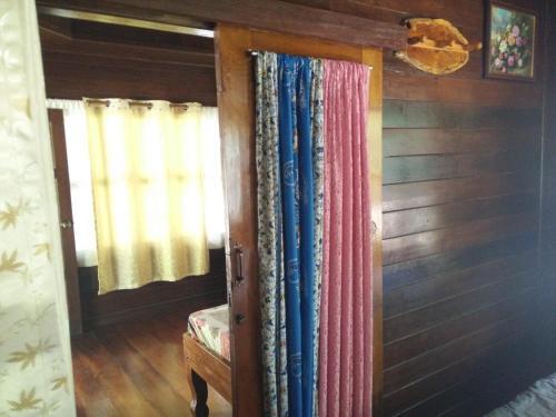 Пан Фу Кам: Pukarm Chalay Hostel