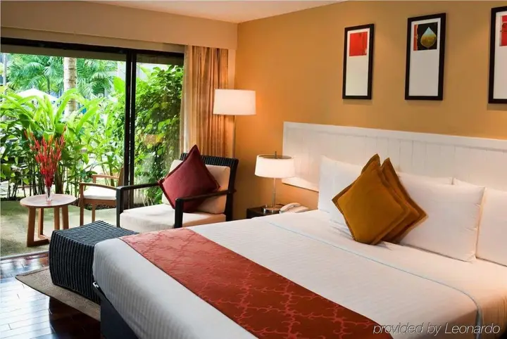 Тхаланг: Courtyard Phuket at Surin Beach