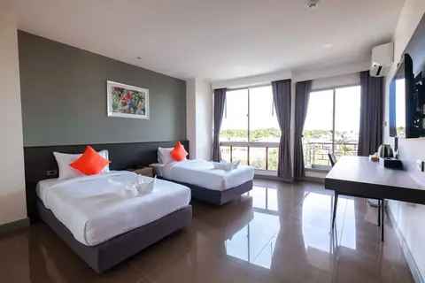 Clover Hotel Hatyai — фото 1
