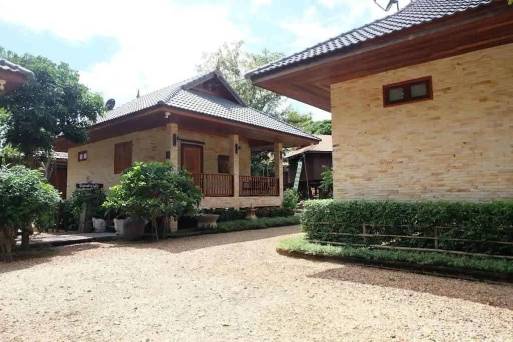 Бан Ронг Нот: Baan Ta Auan Resort
