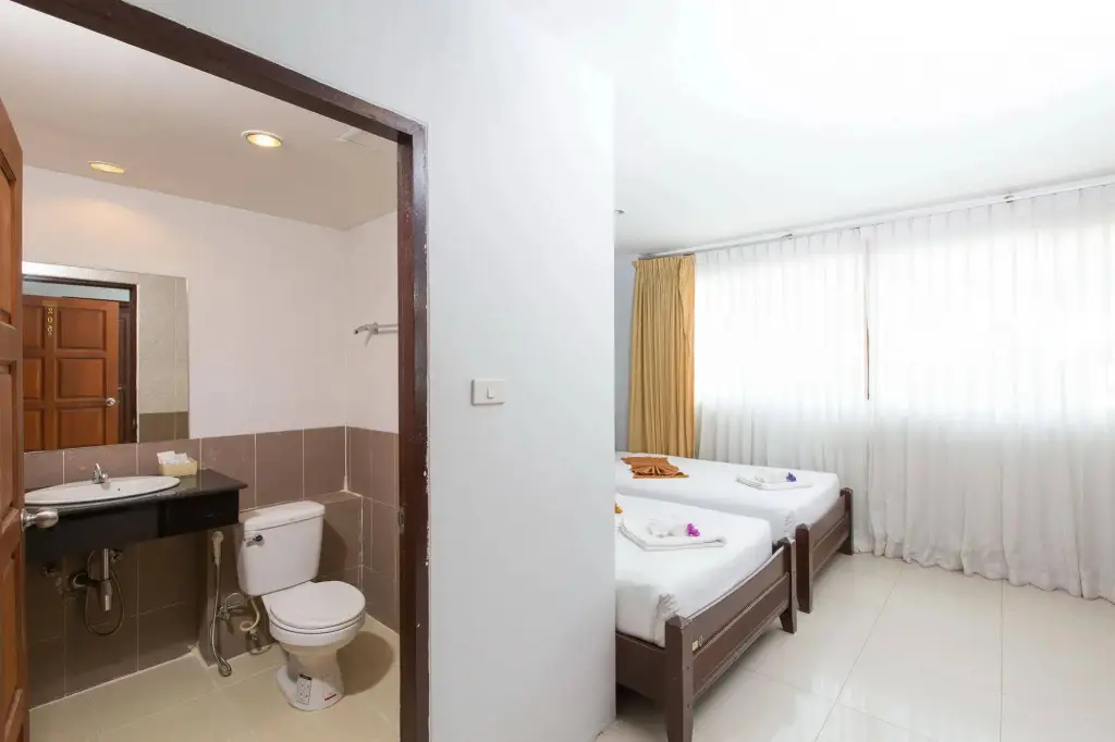Пхукет: Time Out Hotel Beach Front