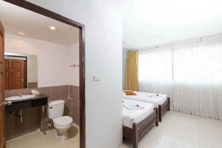 Пхукет: Time Out Hotel Beach Front