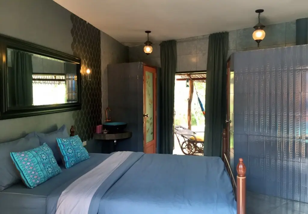 Канчанабури: BaanNomMaew Retreat