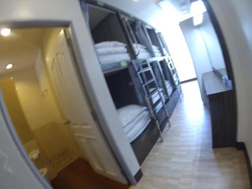 Ко-Липе: Walking Street Hostel by New Wave - Adults Only