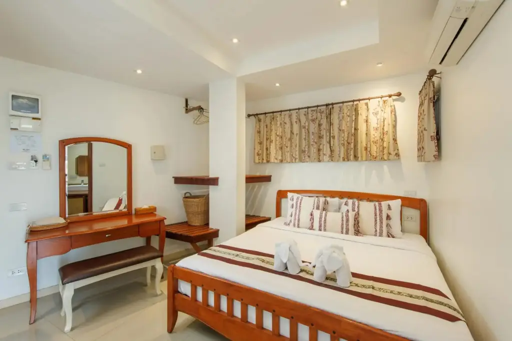 carousel image 3