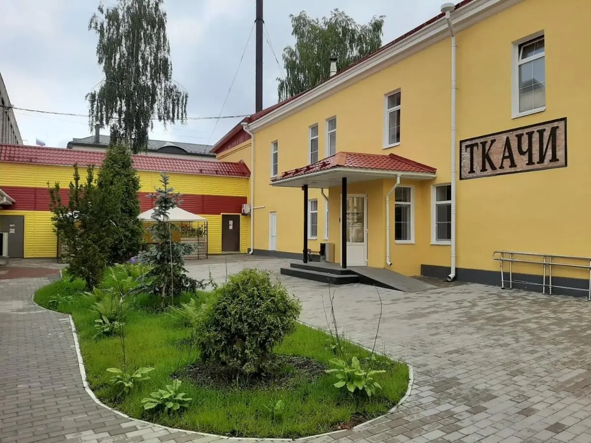 Боровичи: гостиница "Ткачи"