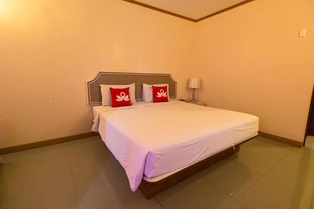 Бангкок: J Two S Pratunam Hotel