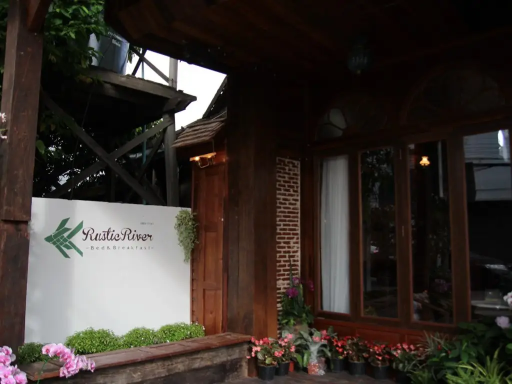 Чиангмай: Rustic River Boutique
