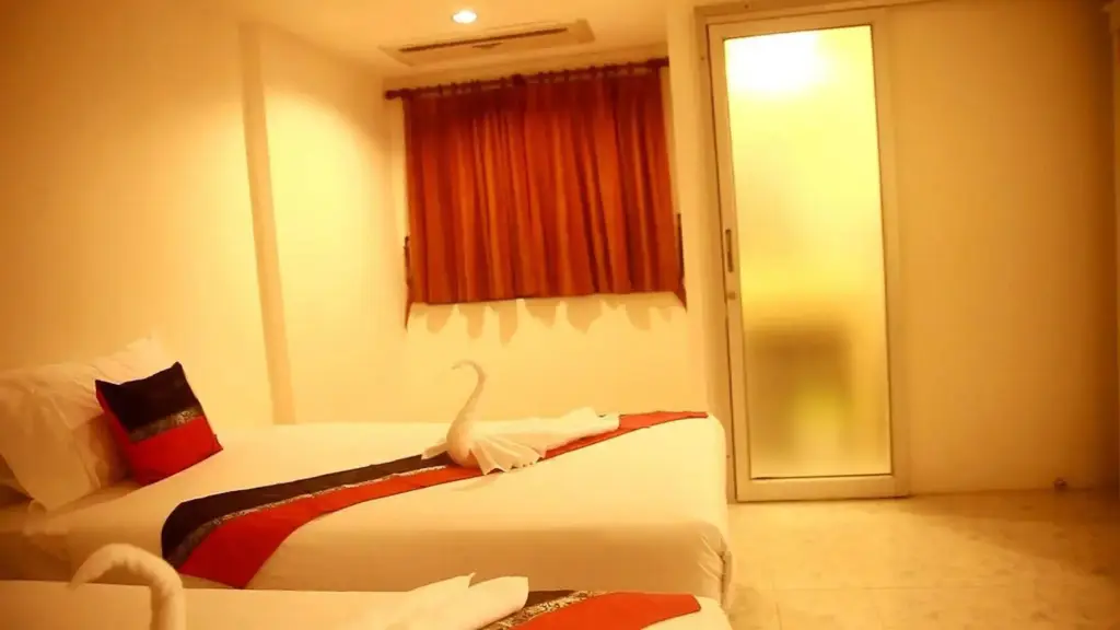Rayaan Oriental Guest House & Restaurant — фото 1