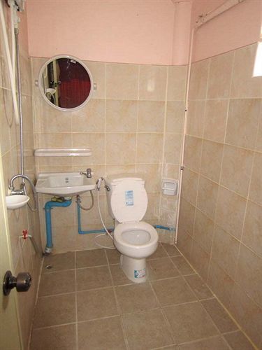 Паттайя: AA Guesthouse