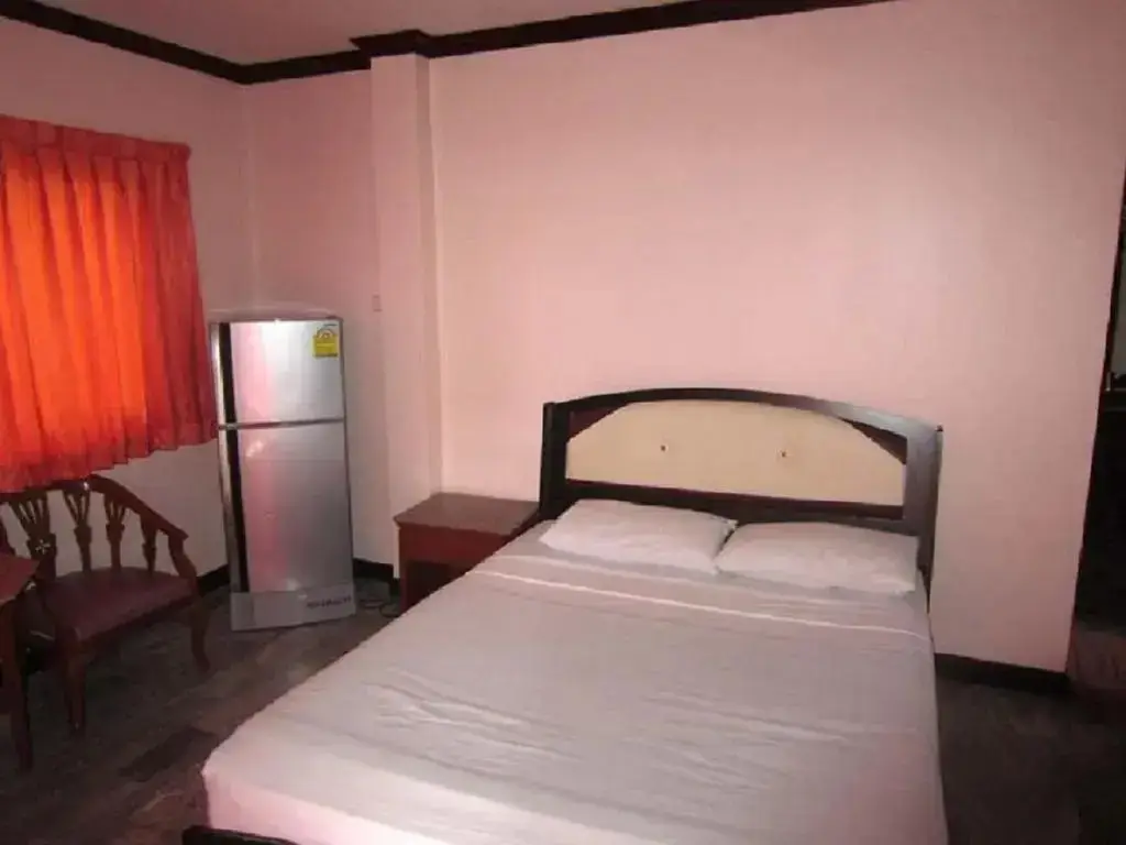 Паттайя: AA Guesthouse