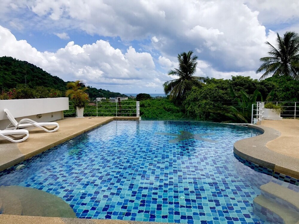 Муанг: Kata Ocean View Wellness D7