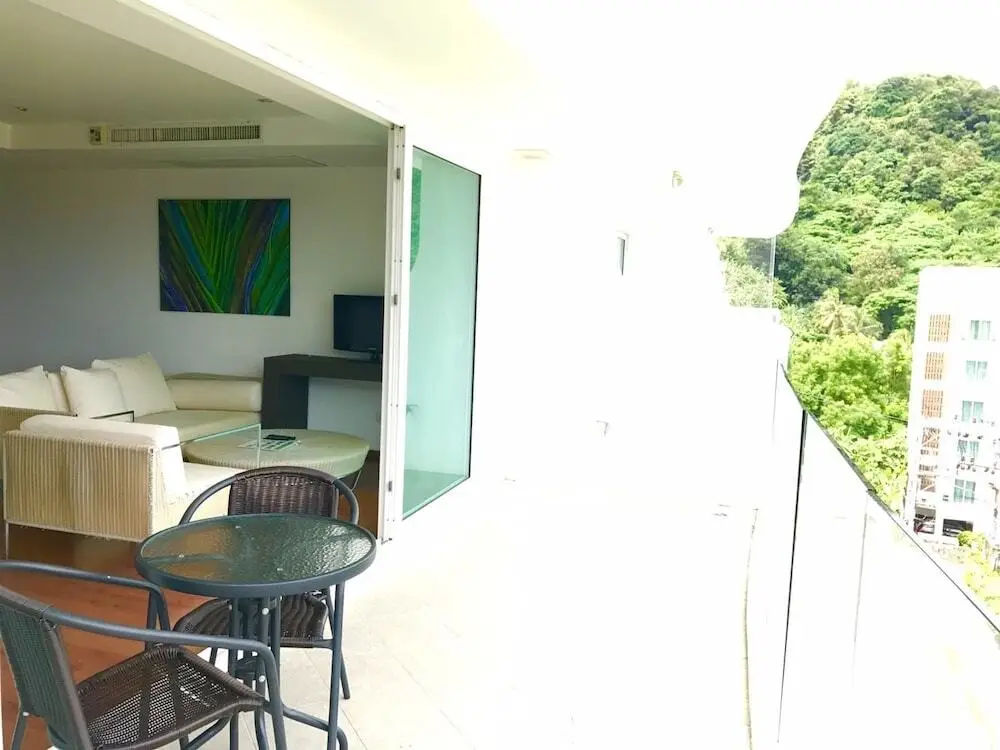 Муанг: Kata Ocean View Wellness D7