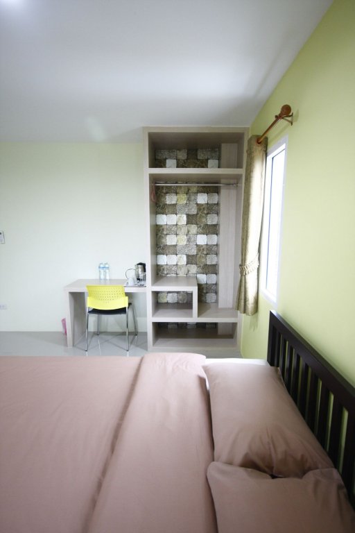 Столичный район Чантхабури: Fongpang House