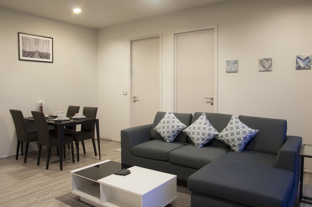Паттайя: Beachfront Sea View Baan Plai Haad