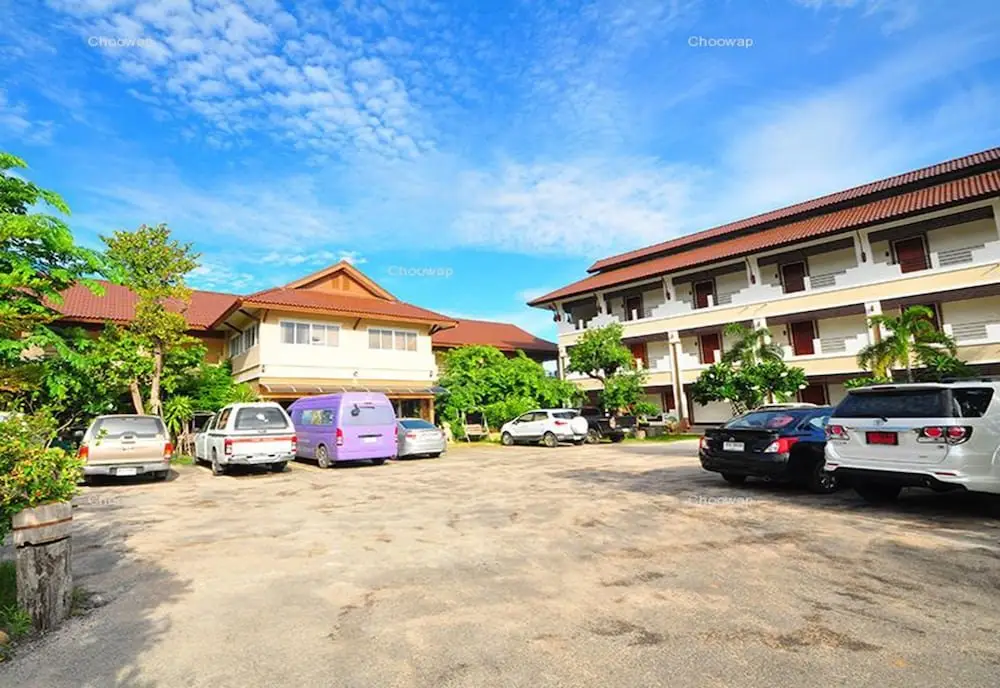 Пхичит: Fahluang Residence