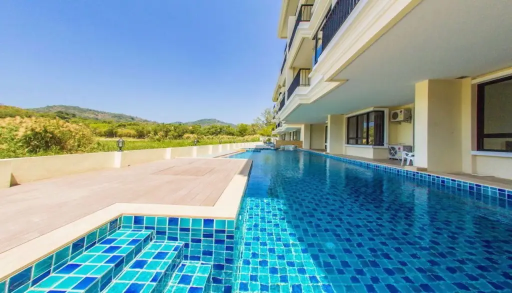 LAGO Condominium — фото 1