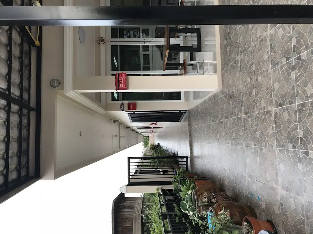 Канталак: Thathong House