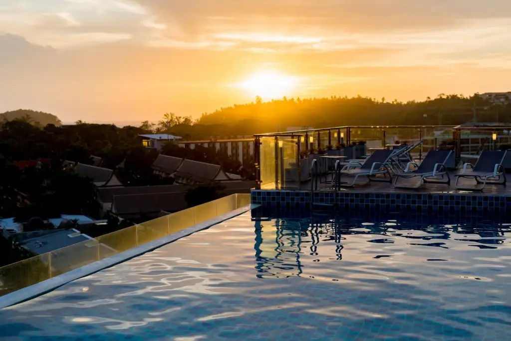 Муанг: Ozone Condotel Kata Beach