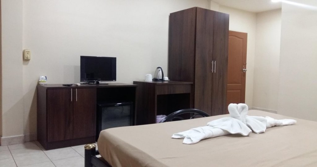 Паттайя: Hotel Summer Holiday