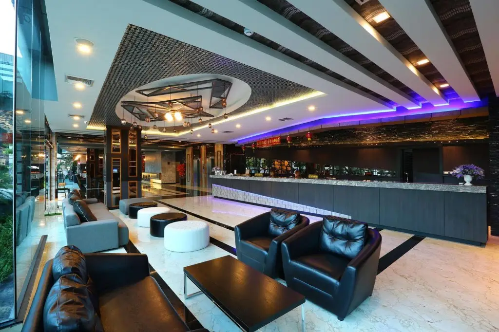 Хатъяй: TR Rock Hill Hotel