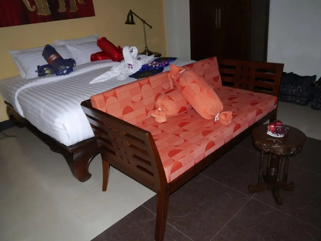 Тхаланг: Baan Wanicha Bed and Breakfast Resort (SHA Plus+)