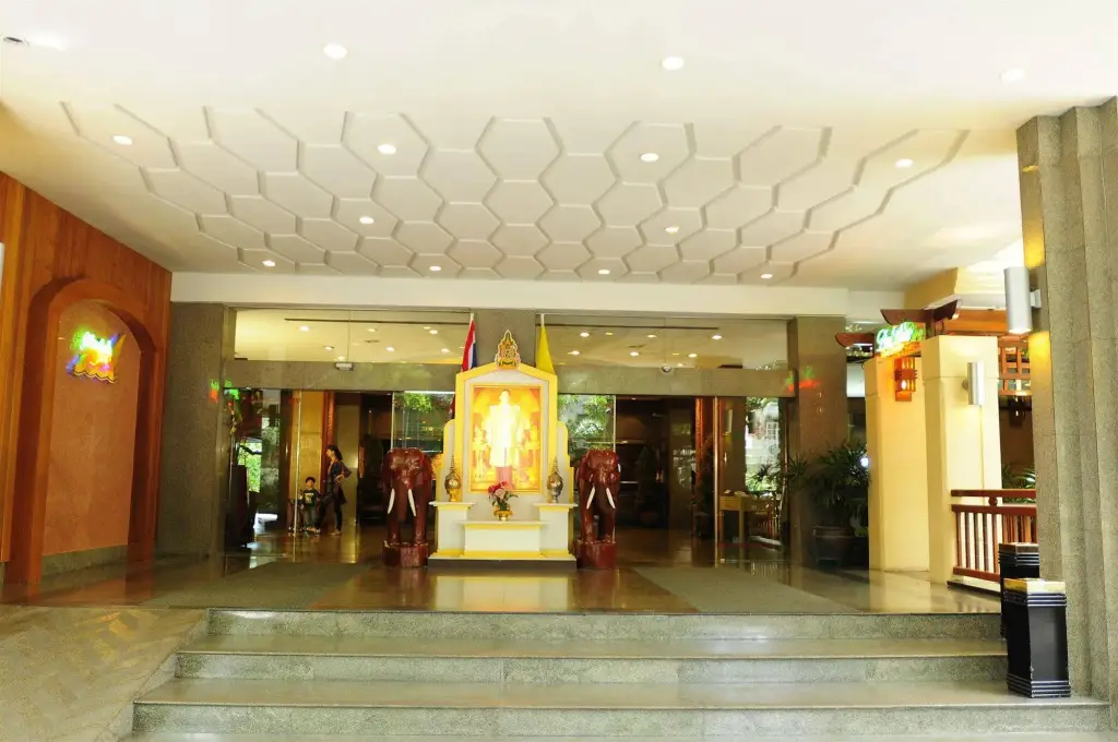Паттайя: Golden Beach Hotel Pattaya