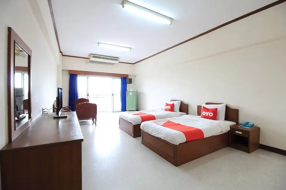 Патхумтхани: Diamond Place Hotel & Serviced Apartment