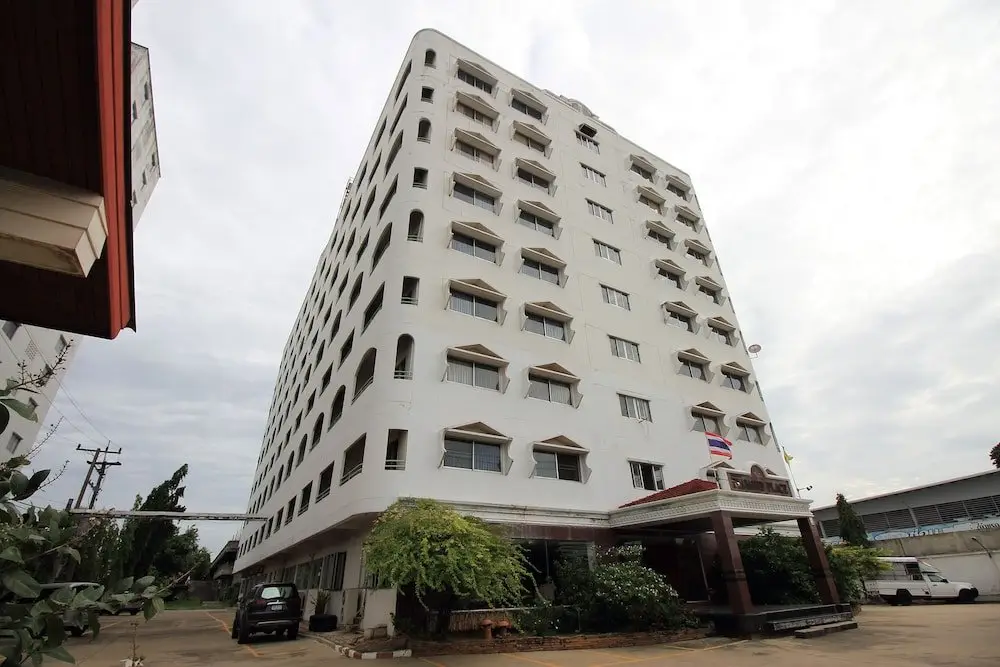 Патхумтхани: Diamond Place Hotel & Serviced Apartment