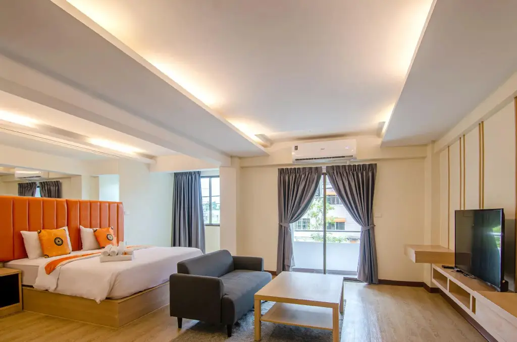 Бангкок: Tara Lake Hotel