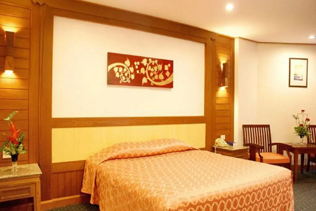 Паттайя: Royal Twins Palace Hotel