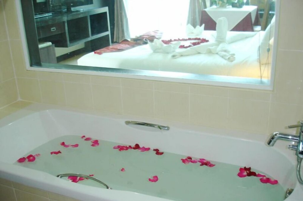 Пхукет: SM Resort Phuket