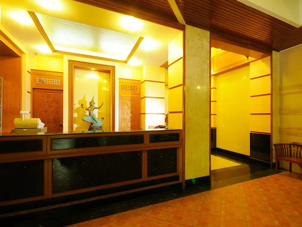 Khaosan Palace Hotel — фото 1