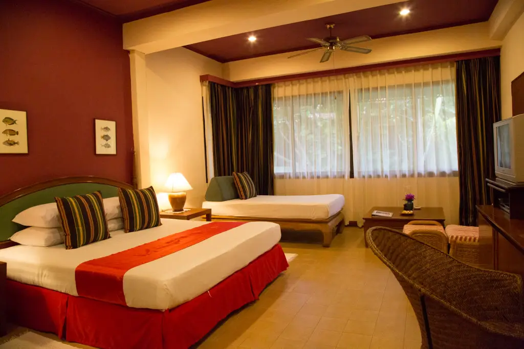 Самуи: White House Beach Resort And Spa
