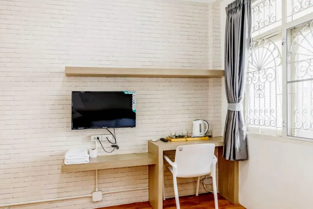 Бангкок: Ze Residence Bang Aor