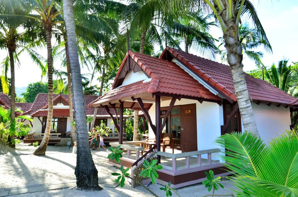 First Bungalow Beach Resort — фото 1