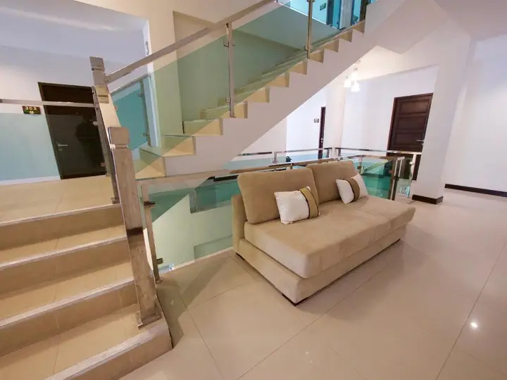 Кату: Patong Voyage Place