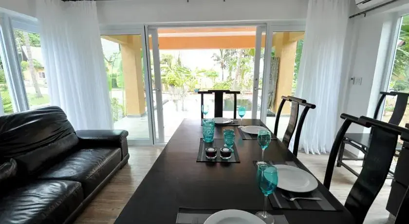 Ко Чанг: White Dragon Sea View Villa
