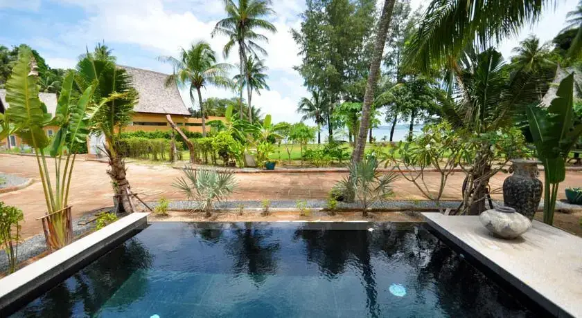 Ко Чанг: White Dragon Sea View Villa