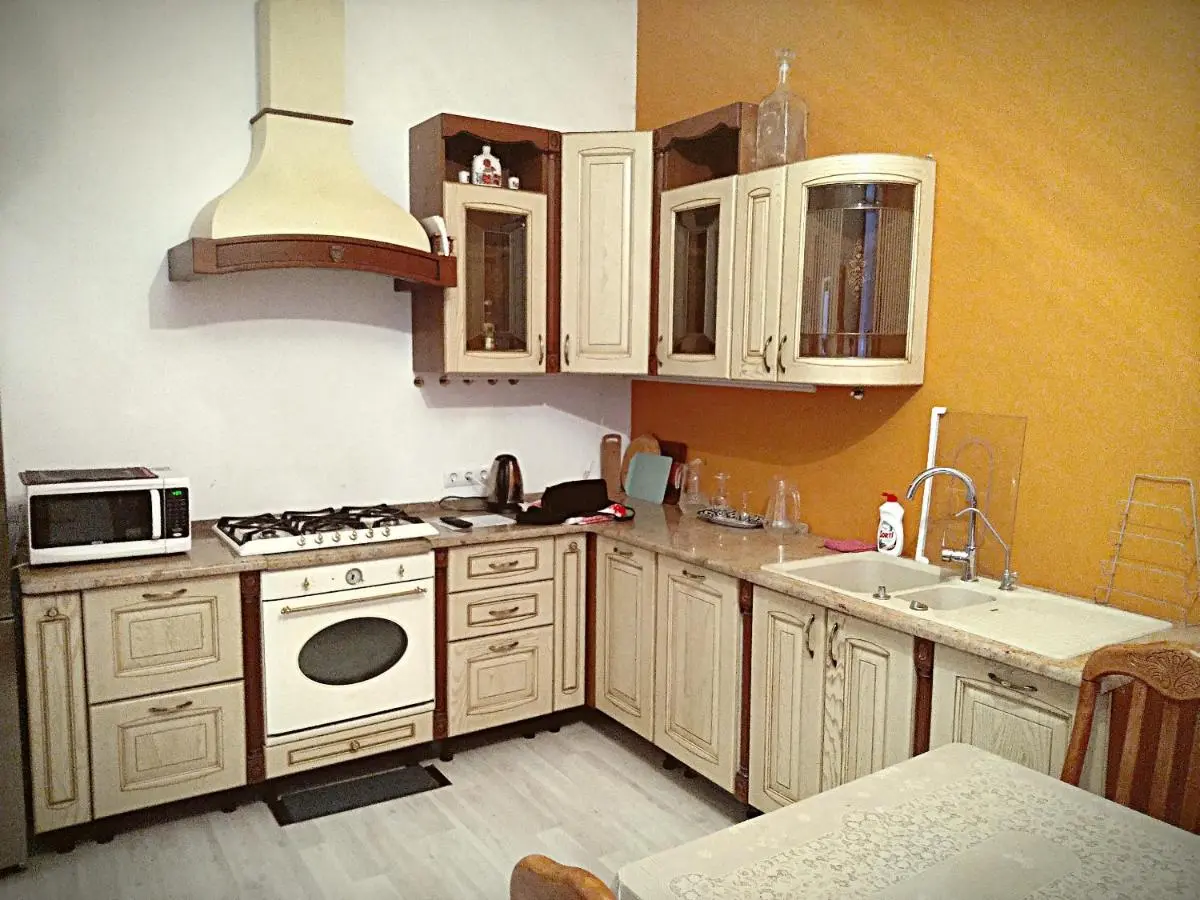 Lyubytino: Sutki Rent в Любытинском районе