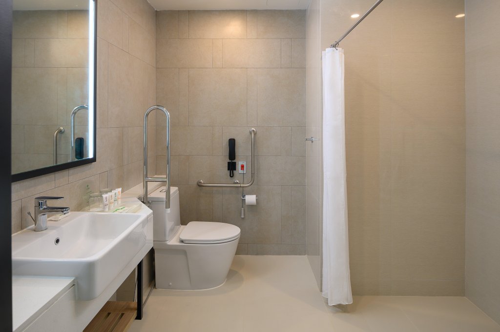 Сирача: Holiday Inn & Suites Siracha Laemchabang, an IHG Hotel