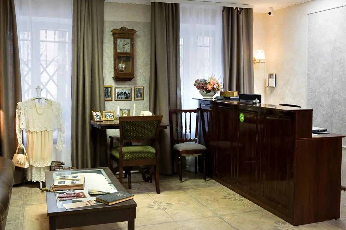 Великий Новгород: Hotel on Prusskaya 8