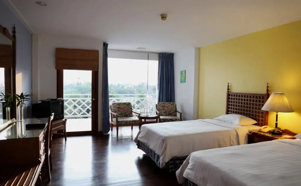 Сам-Пхран: Sampran Riverside