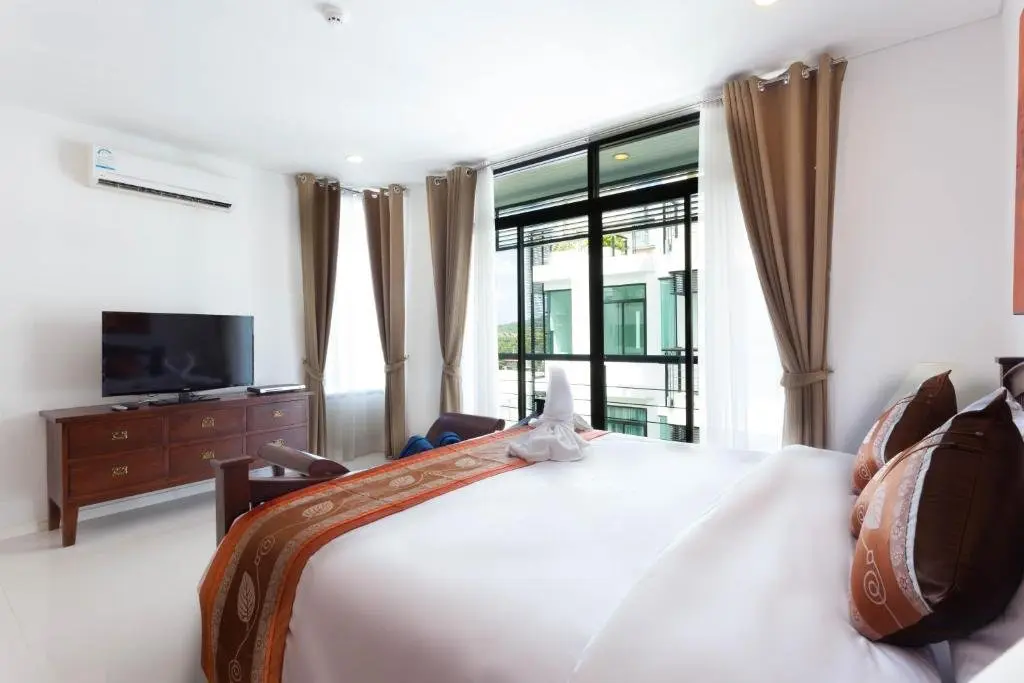 Кату: Kamala Regent Penthouse D-502